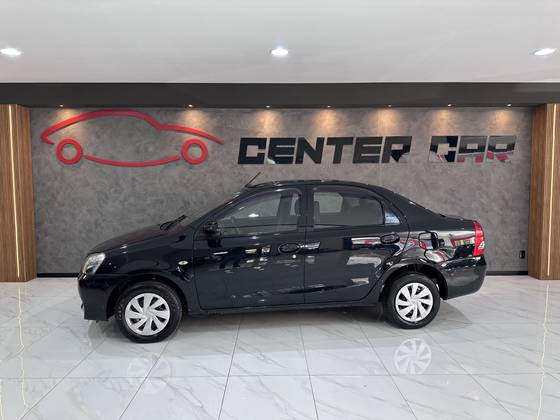 TOYOTA ETIOS 1.5 XS SEDAN 16V FLEX 4P AUTOMÁTICO TOYOTA ETIOS 1.5 XS SEDAN 16V FLEX 4P AUTOMÁTICO